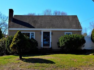 93 Salem Rd, Billerica, MA 01821