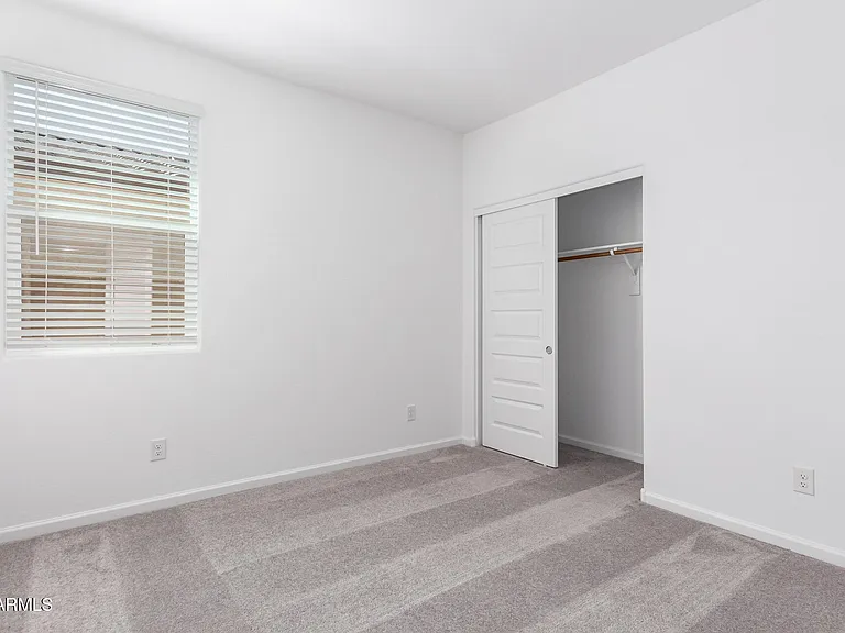 4522 S 127th Dr — Photo 18
