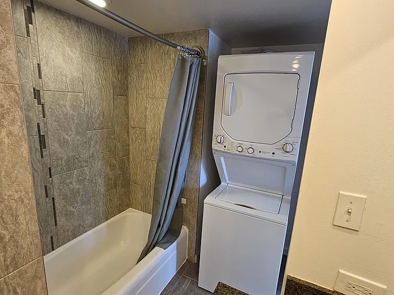 1535 Pensacola St #311 — Photo 5
