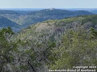 224 Private Road 1717 #224, Mico, TX 78056