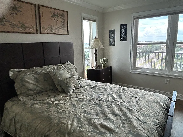 5220 Brittany Dr S #1409 — Photo 12