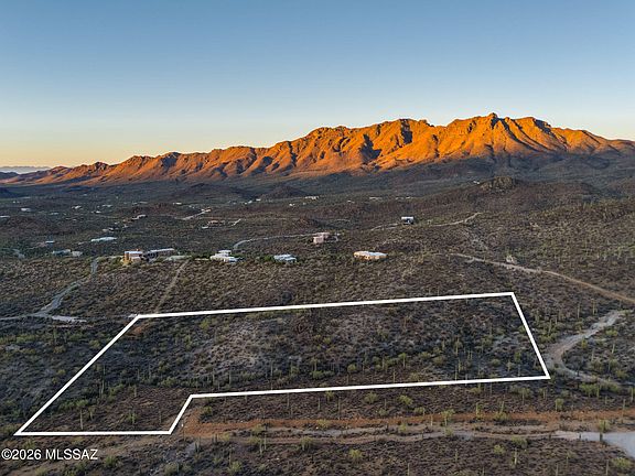 4th image of N Broken Springs Trl