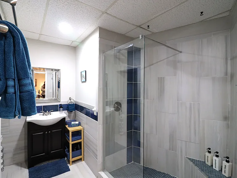 4792 Woodspring Dr NE — Photo 27