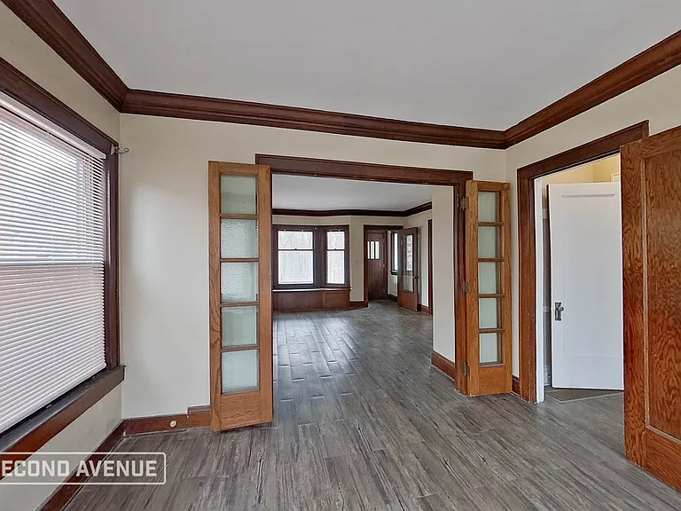 910 Dresden Rd — Photo 12
