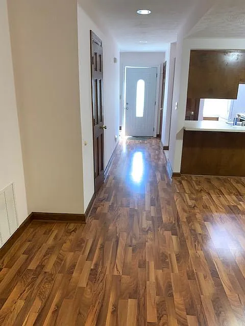 2 bed, 2.5 bath, 1224 sqft, $1,875 — Photo 3