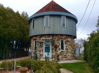 2317 Wilson St, Two Rivers, WI 54241