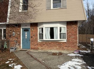 40 Sarah Ln, Middletown, NY 10941