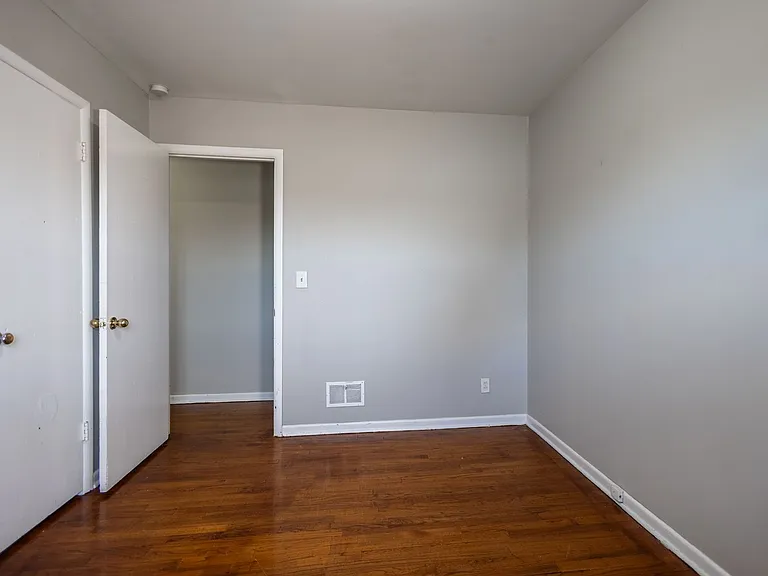 4112 N 48th St — Photo 20