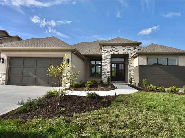 8352 NE 77th Ter, Kansas City, MO 64152