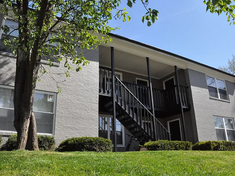 171 Gazette Avenue — Photo 17