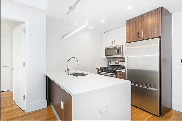 Rented by Living New York | media 16