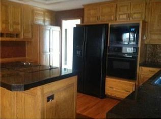5009 W 128th St, Leawood, KS 66209