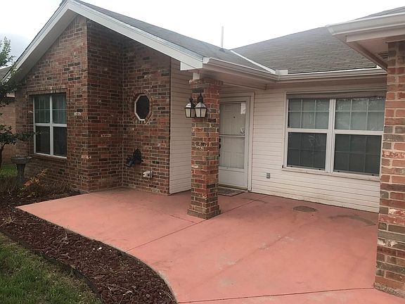 2nd image of 1217 Jacie Ln
