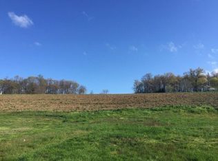 211 E Brubaker Valley Rd, Lititz, PA 17543