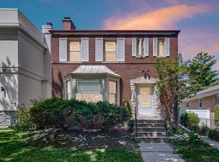 4940 Estes Ave, Skokie, IL 60077