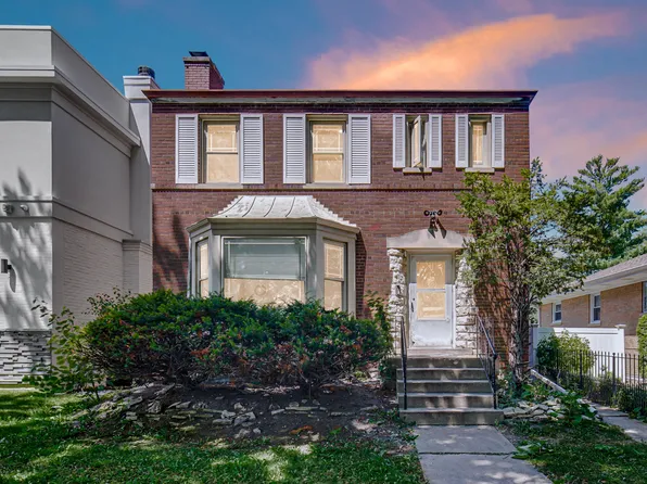 4940 Estes Ave, Skokie, IL 60077