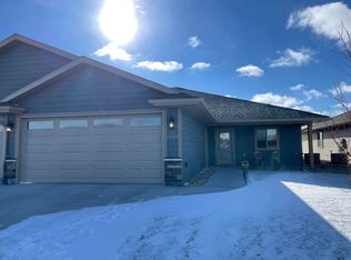 1507 W 20th Ave, Mitchell, SD 57301