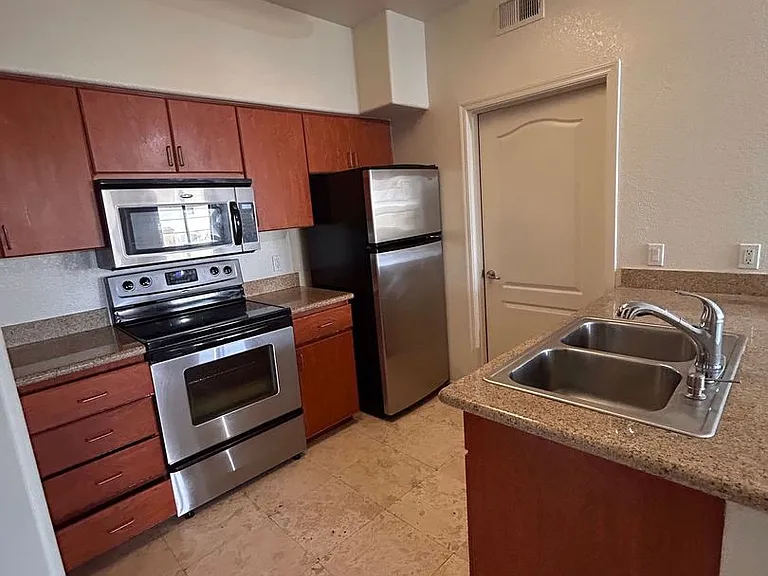 5302 E Van Buren St #3036 — Photo 2