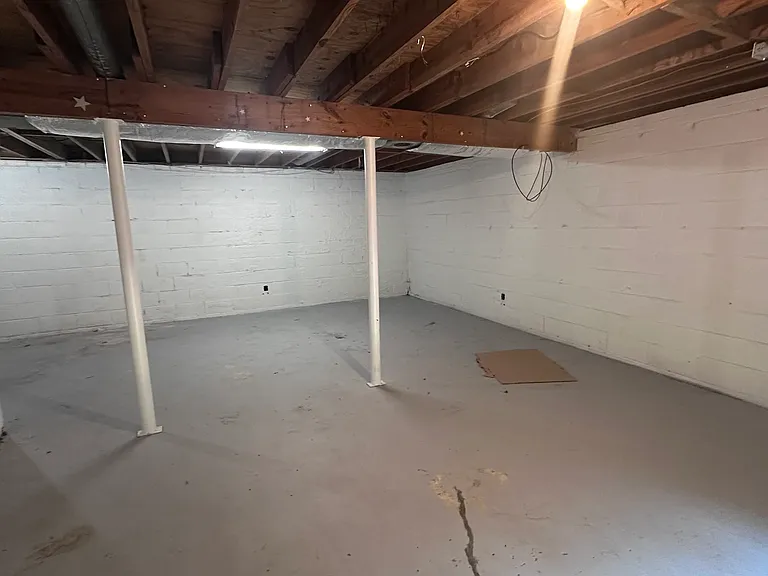 2909 Woodhill Ln — Photo 21