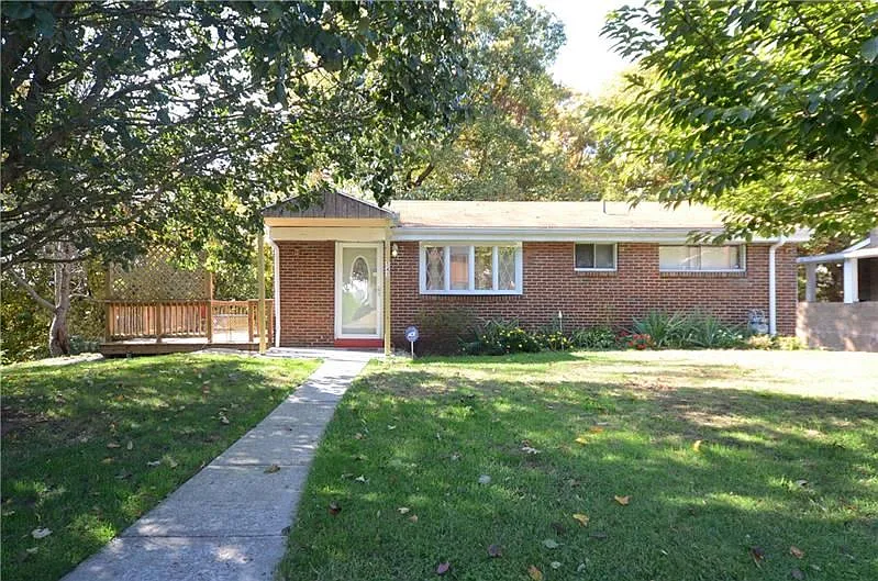 543 Lincoln Ave photo 1