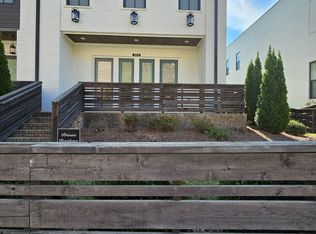 866 Farmstead Rd, Suwanee, GA 30024