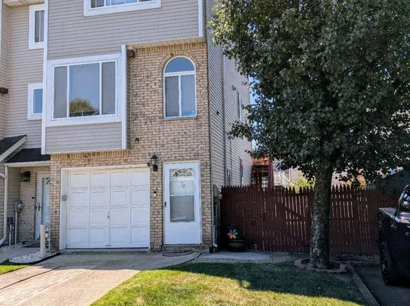 50 Mallard Ln, Staten Island, NY 10309