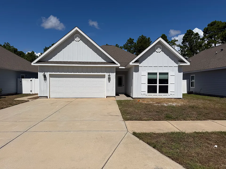 217 Stonegate Dr