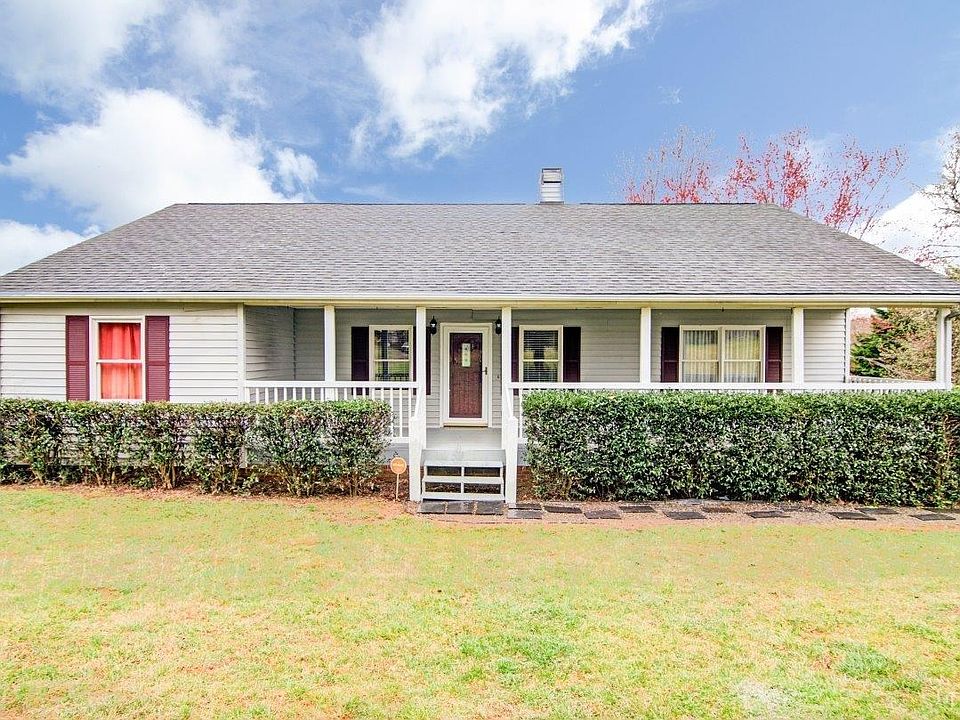 1st image of 119 Surry Ln