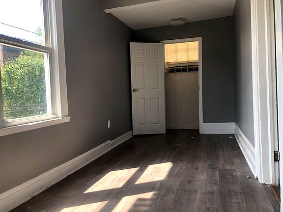3rd image of 191 Munn Ave #2