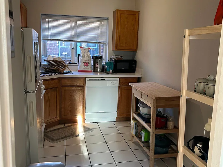 61 Selkirk Rd #11 — Photo 8