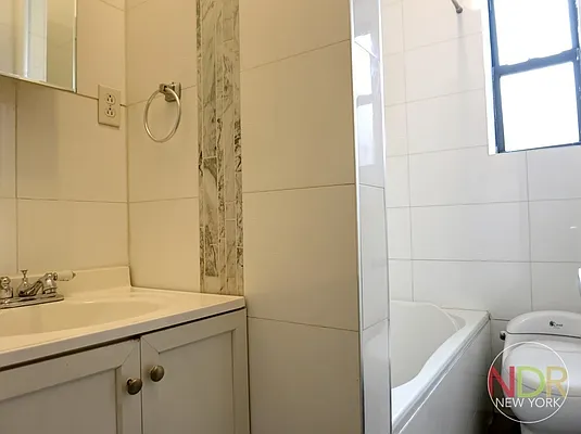 Rented by Next Door Realty NYC | media 7