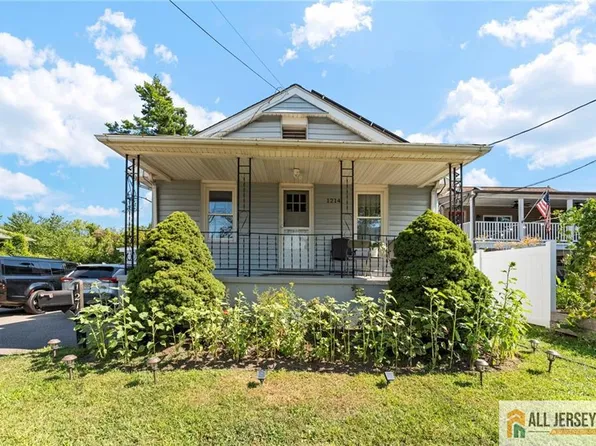 1214 New Market Ave, South Plainfield, NJ 07080
