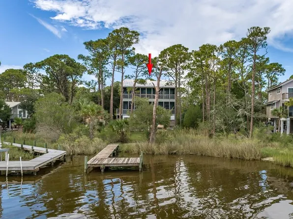 1227 Avocet Ln, Eastpoint, FL 32328