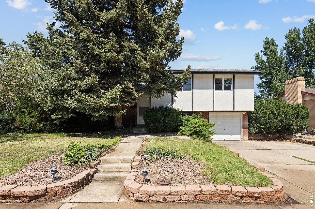 4256 Graham Ct - Photo 2