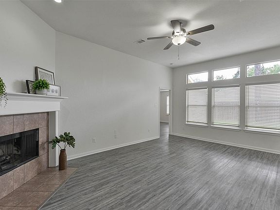 4th image of 21527 Sullivan Forest Dr
