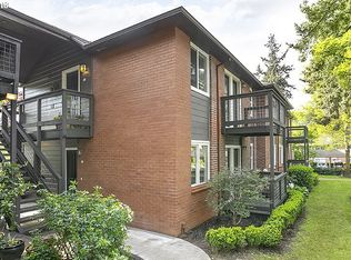 520 S State St #5B, Lake Oswego, OR 97034
