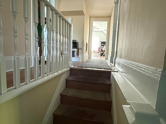 3rd image of 327 S West St