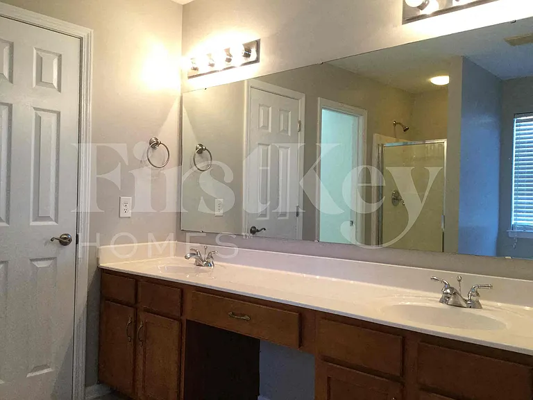 126 Center Point Dr — Photo 20