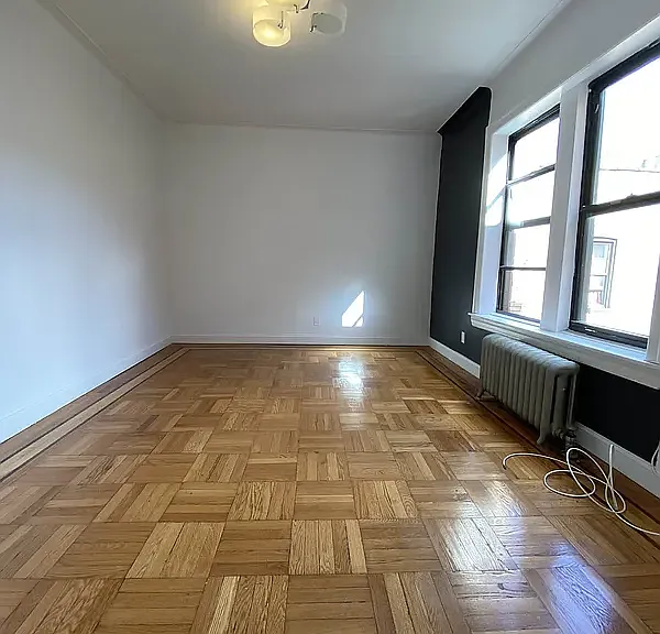 1532 Ocean Ave #3G — Photo 3