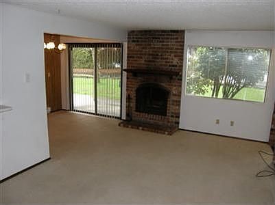 3rd image of 2818 Garden Ct APT B