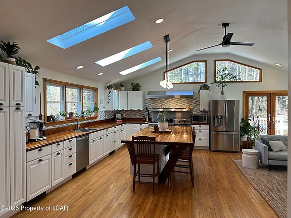 4th image of 832 Mooretown Rd