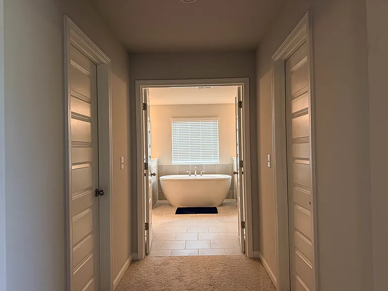 628 Sidney Ct — Photo 18