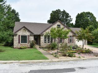 712 Briarbrook Ln, Carl Junction, MO 64834