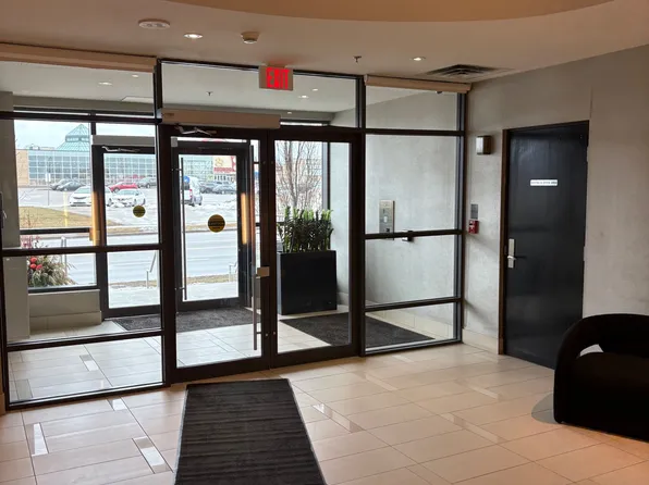 840 Queens Plate Dr #501, Toronto, ON M9W 0E7