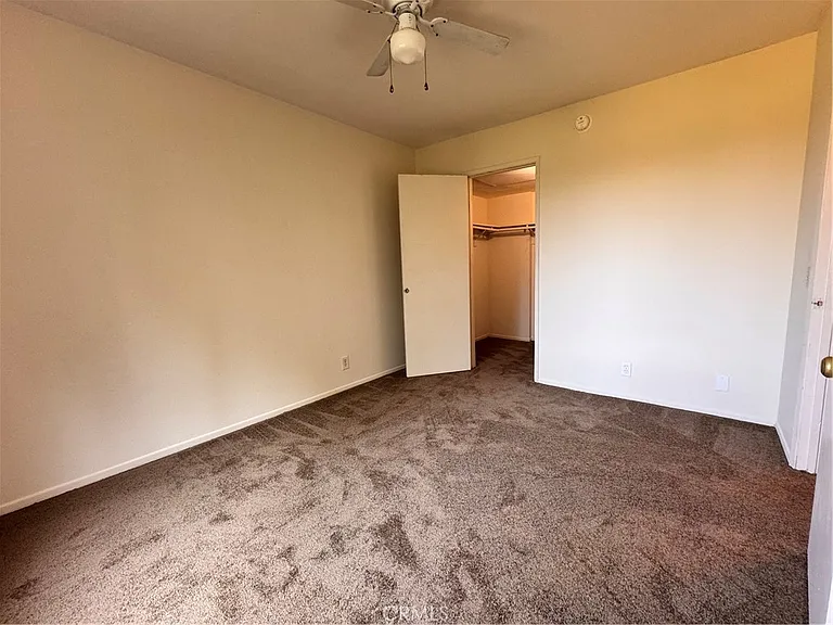 630 Bridgeport Cir #8 — Photo 11