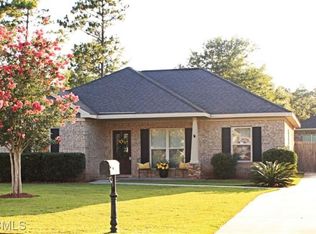 2061 Redpine Dr, Semmes, AL 36575