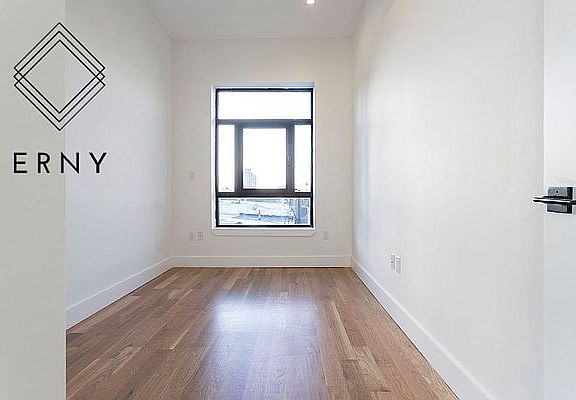 5th image of 163 Graham Ave #4I