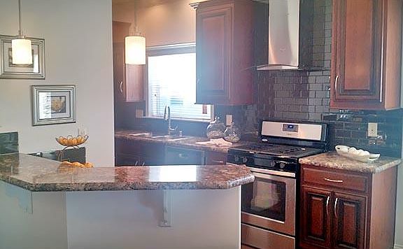 4th image of 1425 Equestrian Dr