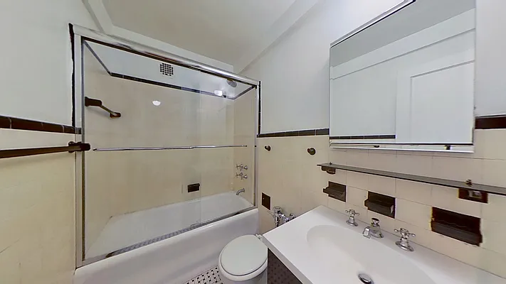 Rented by Bond New York | media 27