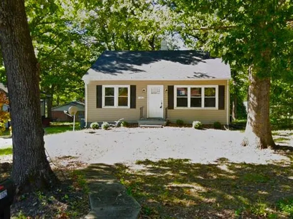 132 Church St, Brookneal, VA 24528